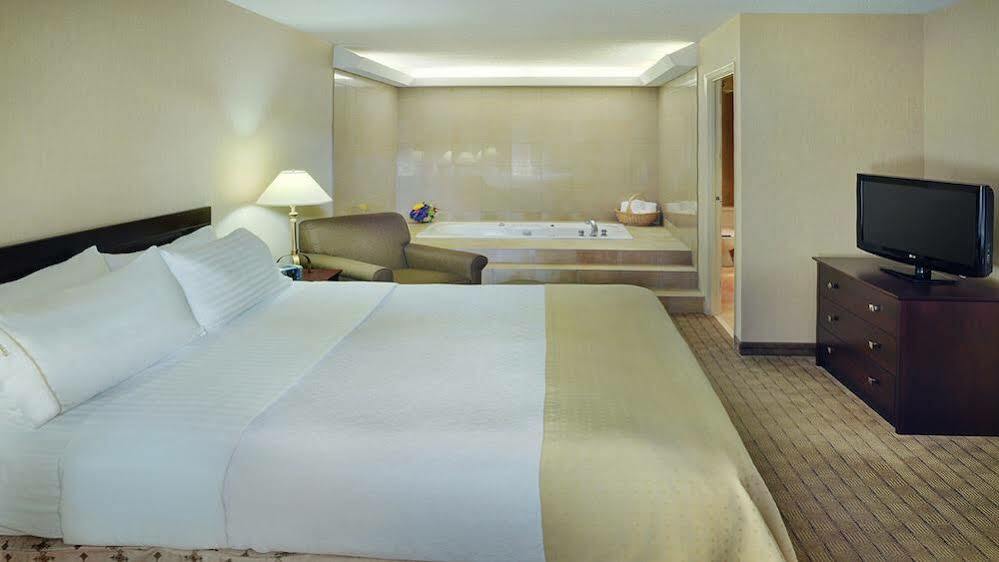 Holiday Inn Guelph Hotel & Conference Centre, An Ihg Hotel المظهر الخارجي الصورة